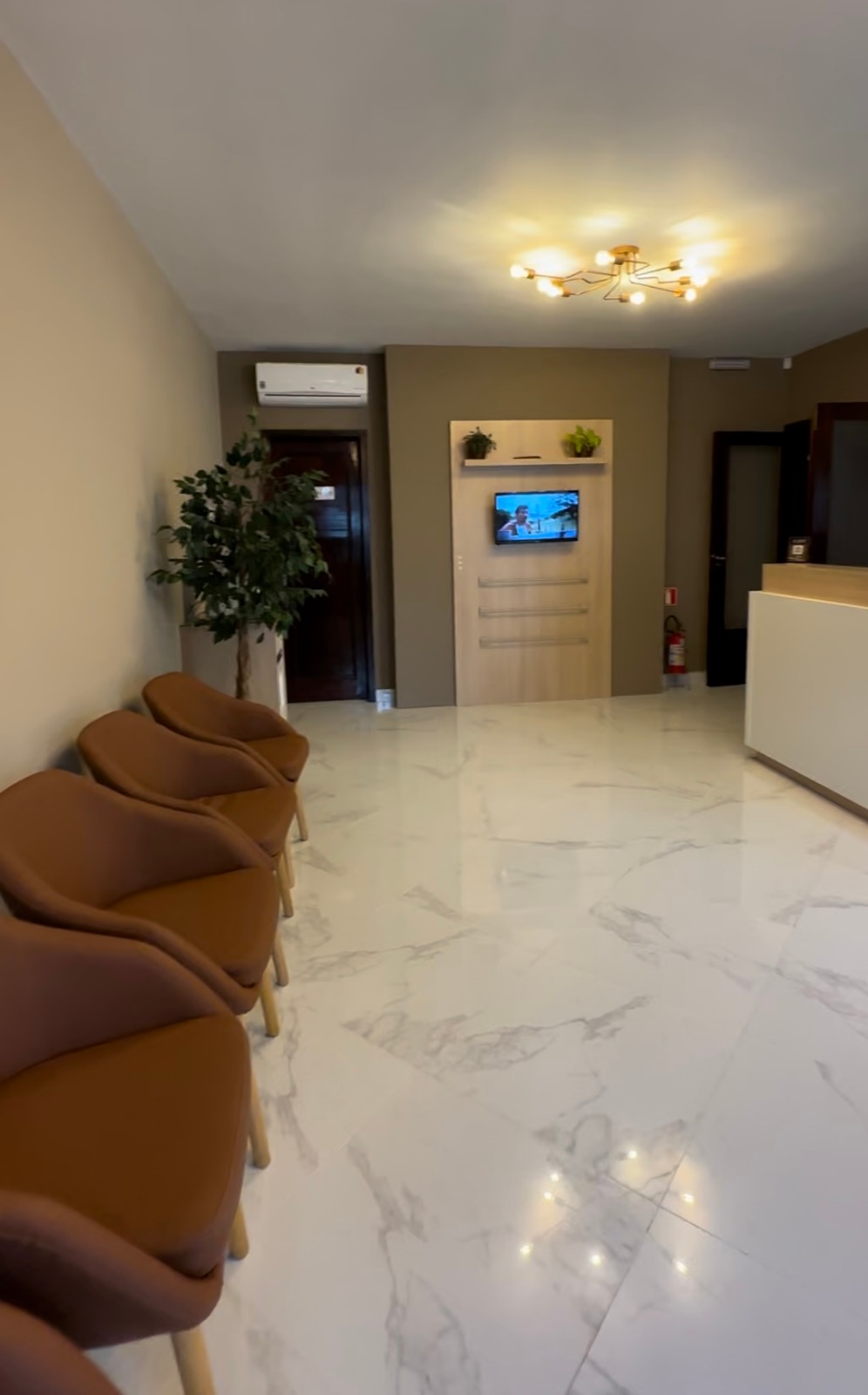 Sala de espera com poltronas